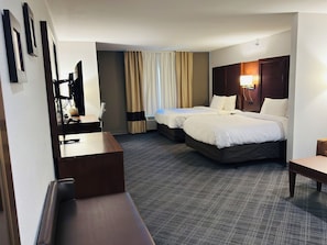 Suite, Multiple Beds, Accessible, Non Smoking