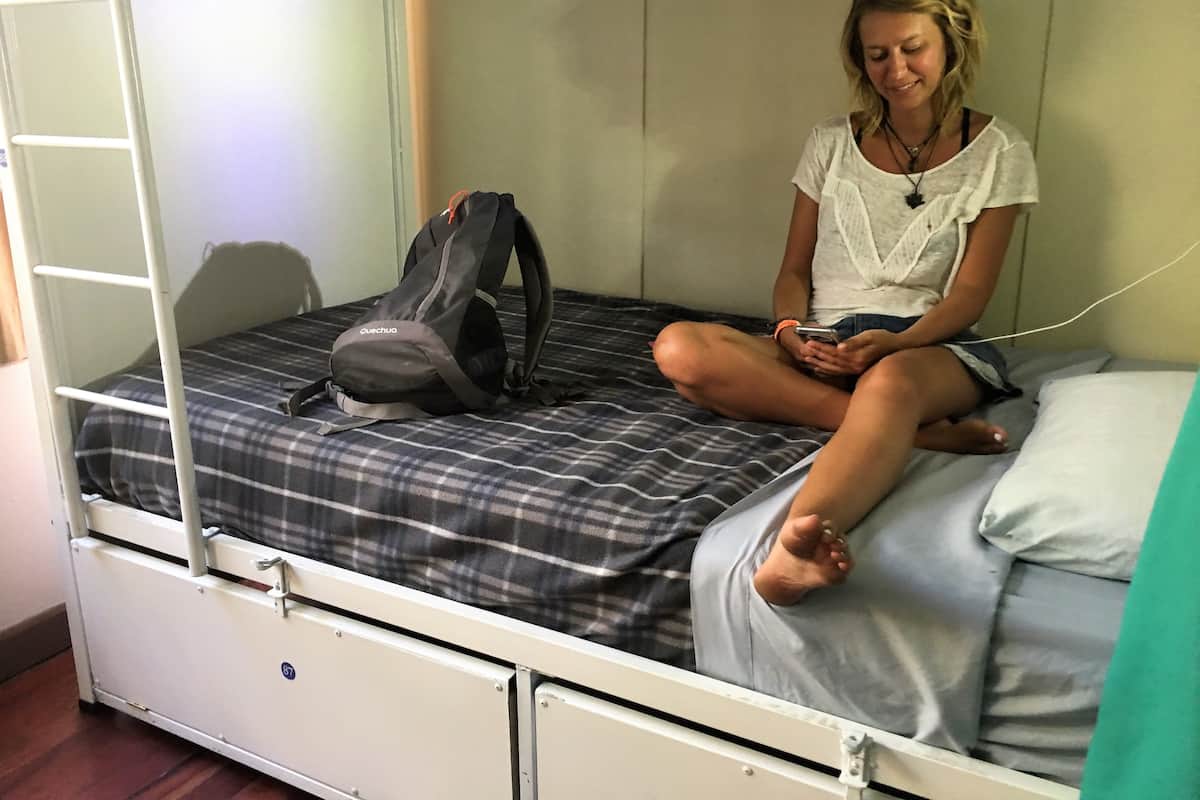 Dormitorio condiviso Comfort, per sole donne, accesso alla piscina | 10 camere, una cassaforte in camera, Wi-Fi gratuito