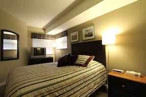 2 bedrooms, individually decorated, individually furnished