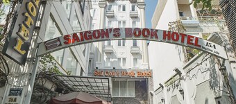 Sai Gon's Book Hotel - The Airport Front