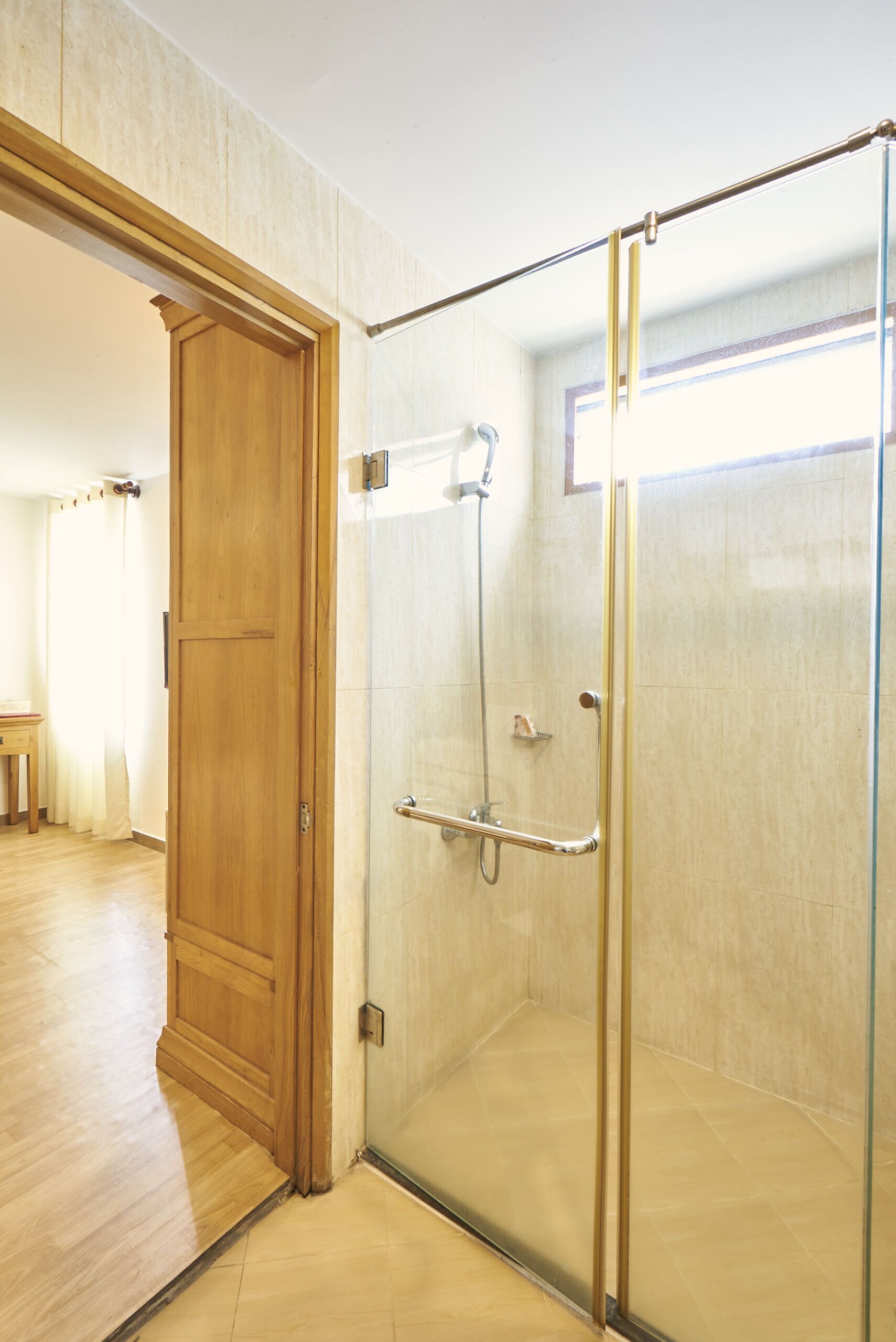 Foto - Sai Gon's Book Hotel - The Airport Front