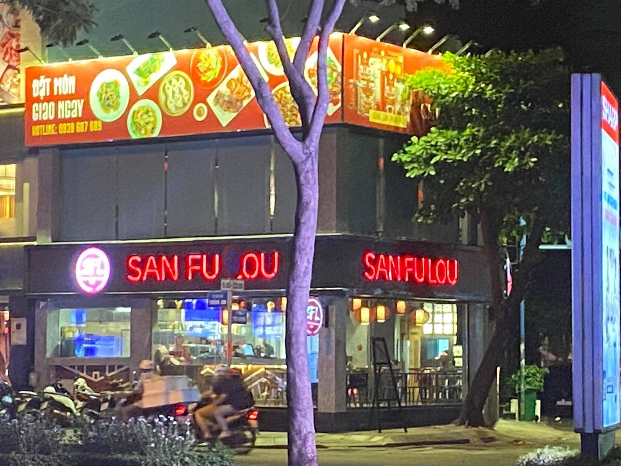 Foto - Sai Gon's Book Hotel - The Airport Front