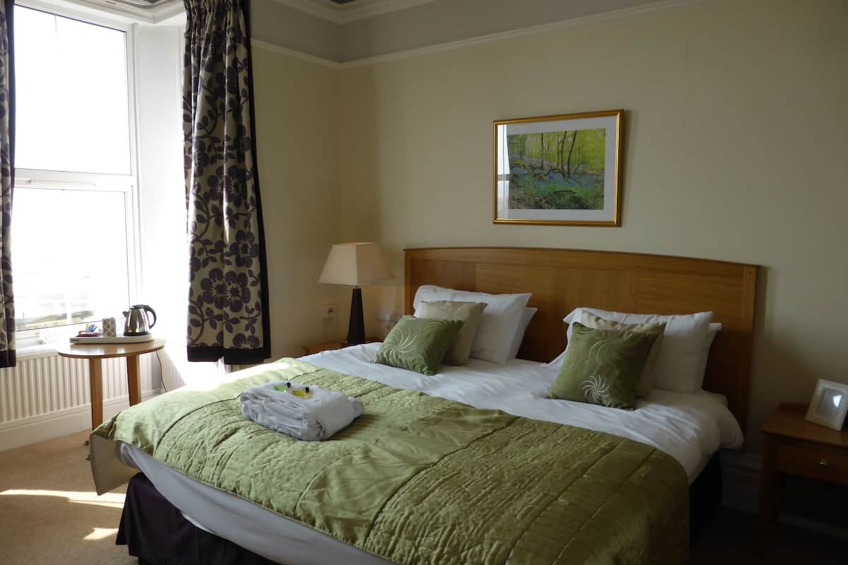 desk, iron/ironing board, free wifi, bed sheets