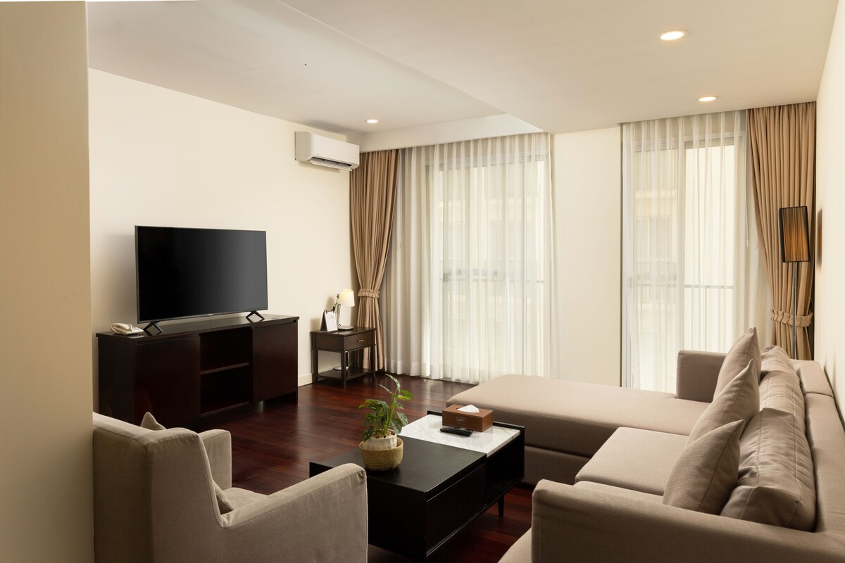 Three-Bedroom Family Suite with Kitchen | Vistas al patio