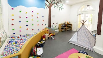 Children's play area - indoor