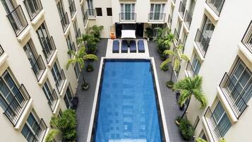 2 outdoor pools, pool umbrellas, sun loungers