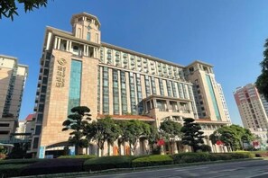 Exterior - Zhongshan Yihe Junli Hotel (Holiday Plaza Branch) (Zhongshan)