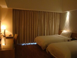 Premium bedding, in-room safe, desk, WiFi - Metropolo Ningde Wanda Plaza Hotel (Ningde)