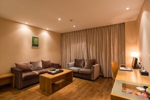 Suite (Ultra Sassy Double) | Oppholdsområde | LCD-TV