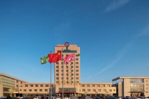 Exterior - Beizhen Hotel (Beizhen)