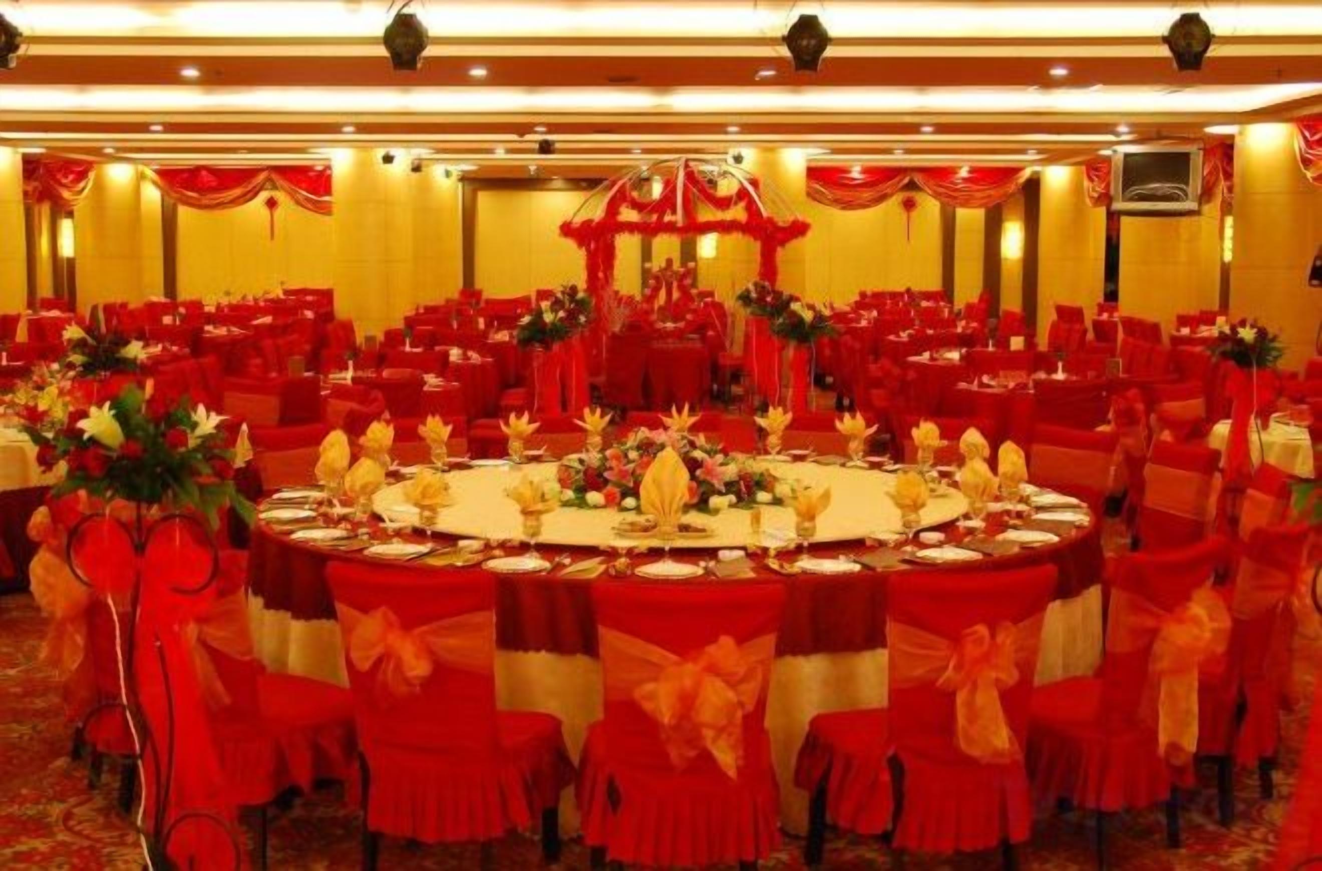 Banquet hall