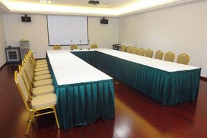 Unclassified image, 4 of 46, button - Chuanyu Holiday Hotel (Dongtai)