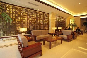 Lobby-Lounge