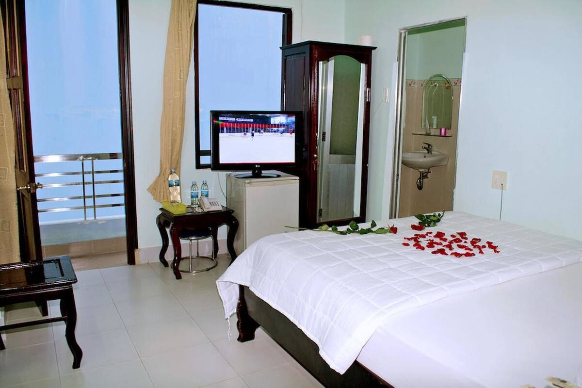 Minibar, cortinas blackout y wifi gratis
