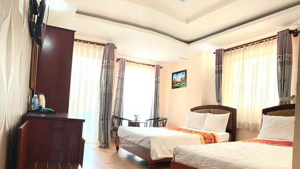 Quadruple Room, Balcony - Queen Hotel (Nha Trang)
