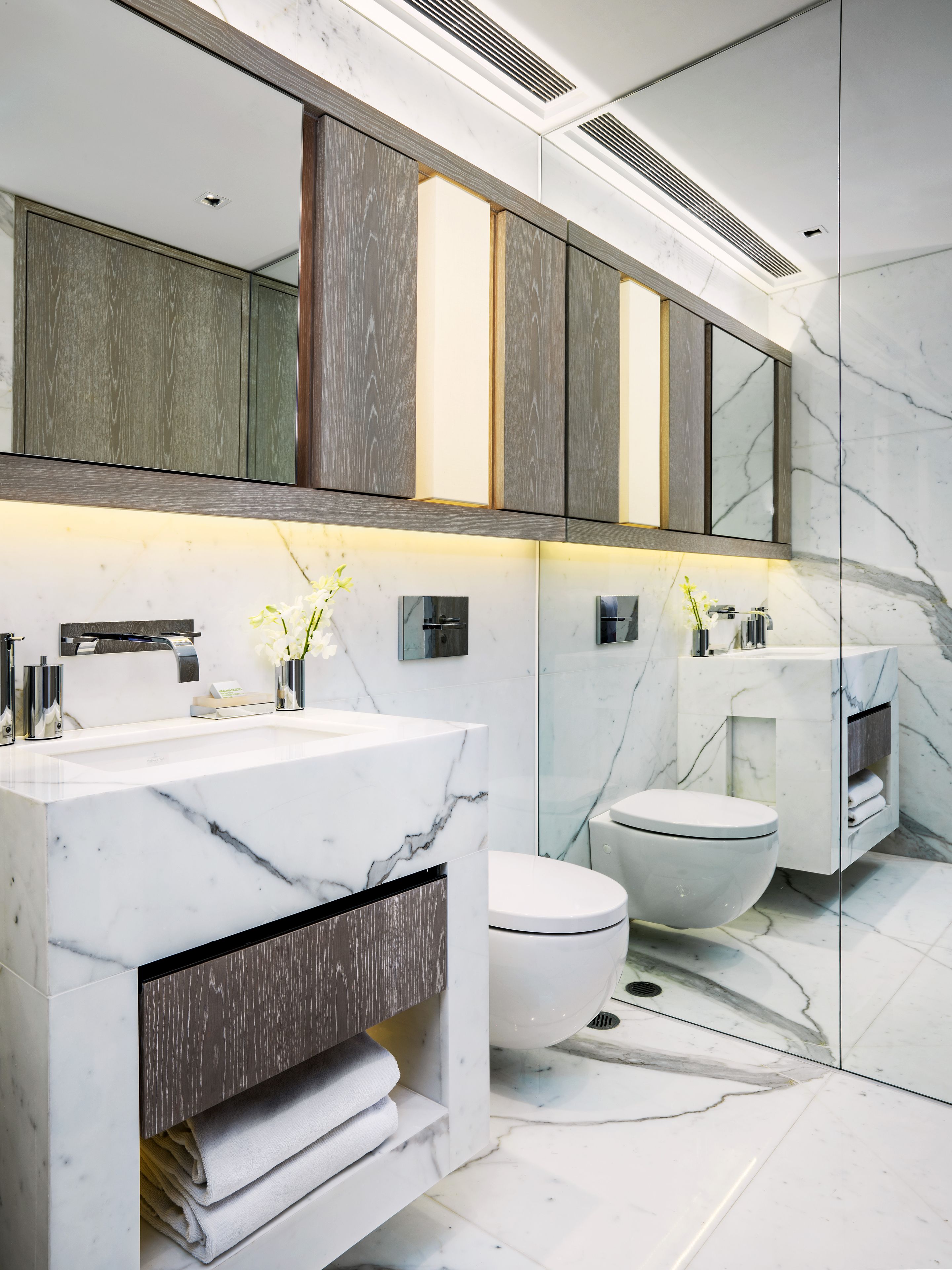 harbour & city view suite | bathroom | shower, rainfall showerhead, designer toiletries, hair dryer