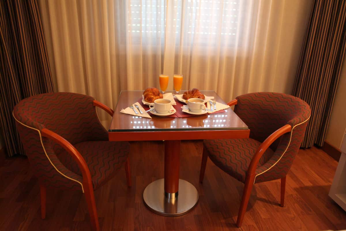 double room | room service – dining