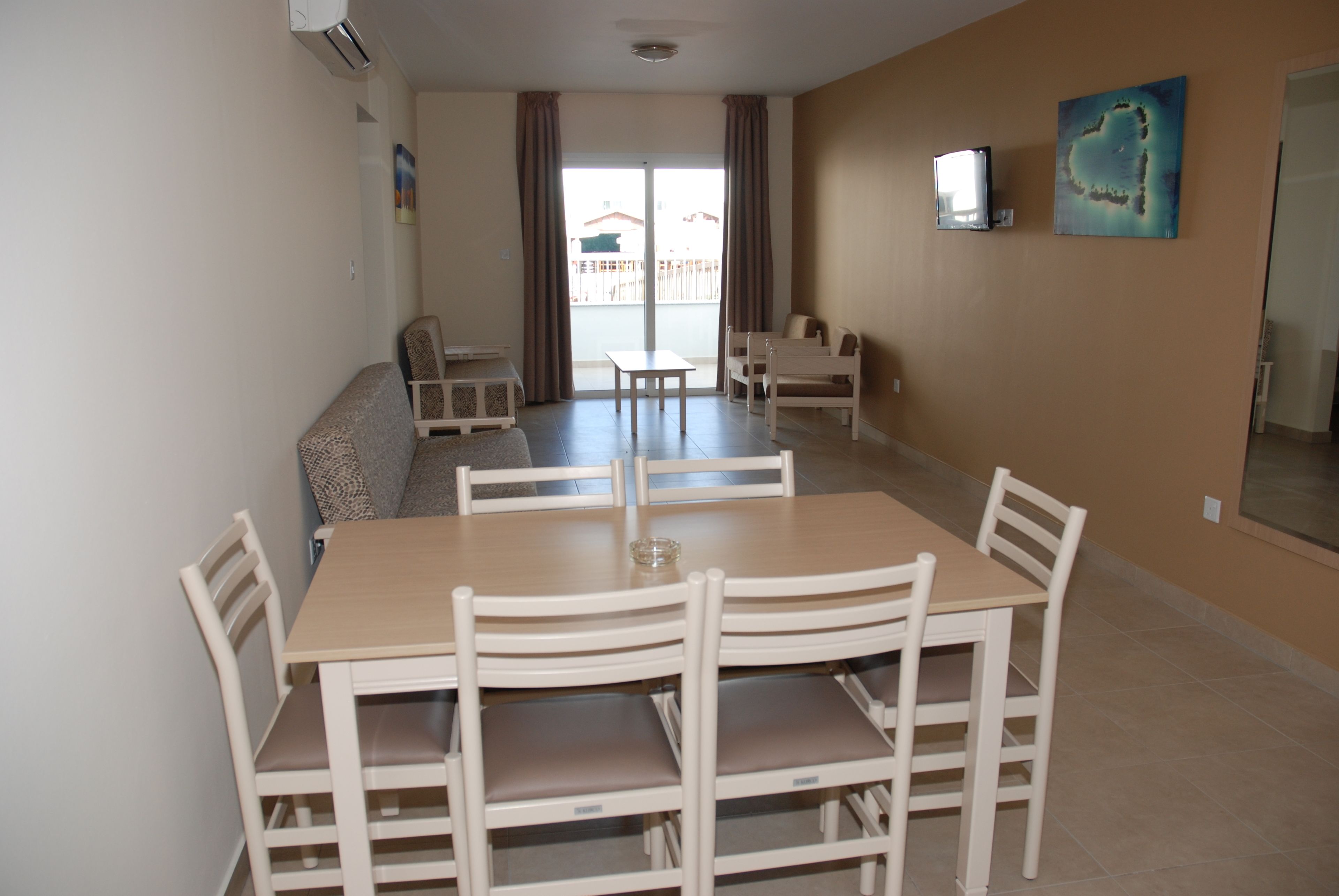 xxxSuperior Apartment, 2 Bedroomsxxx | تناول الطعام داخل الغرفة