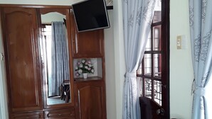 Superior Double Room, Balcony | Living room | TV - An Hoa Hotel (Nha Trang)