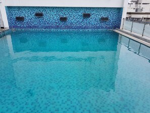 Outdoor pool - Hotel Shree Venkateshwara (Hyderabad)