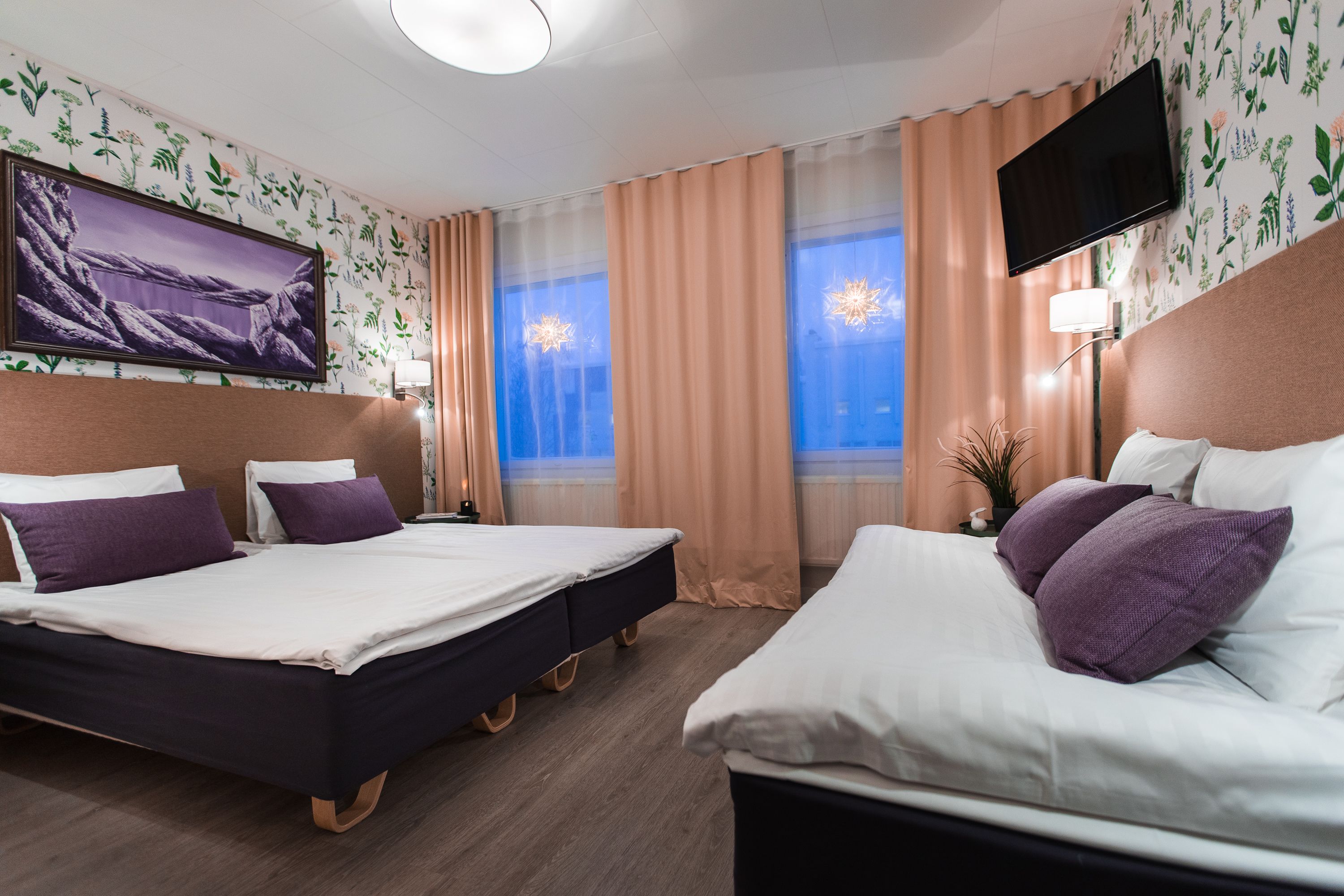 triple room | minibar, in-room safe, desk, blackout curtains