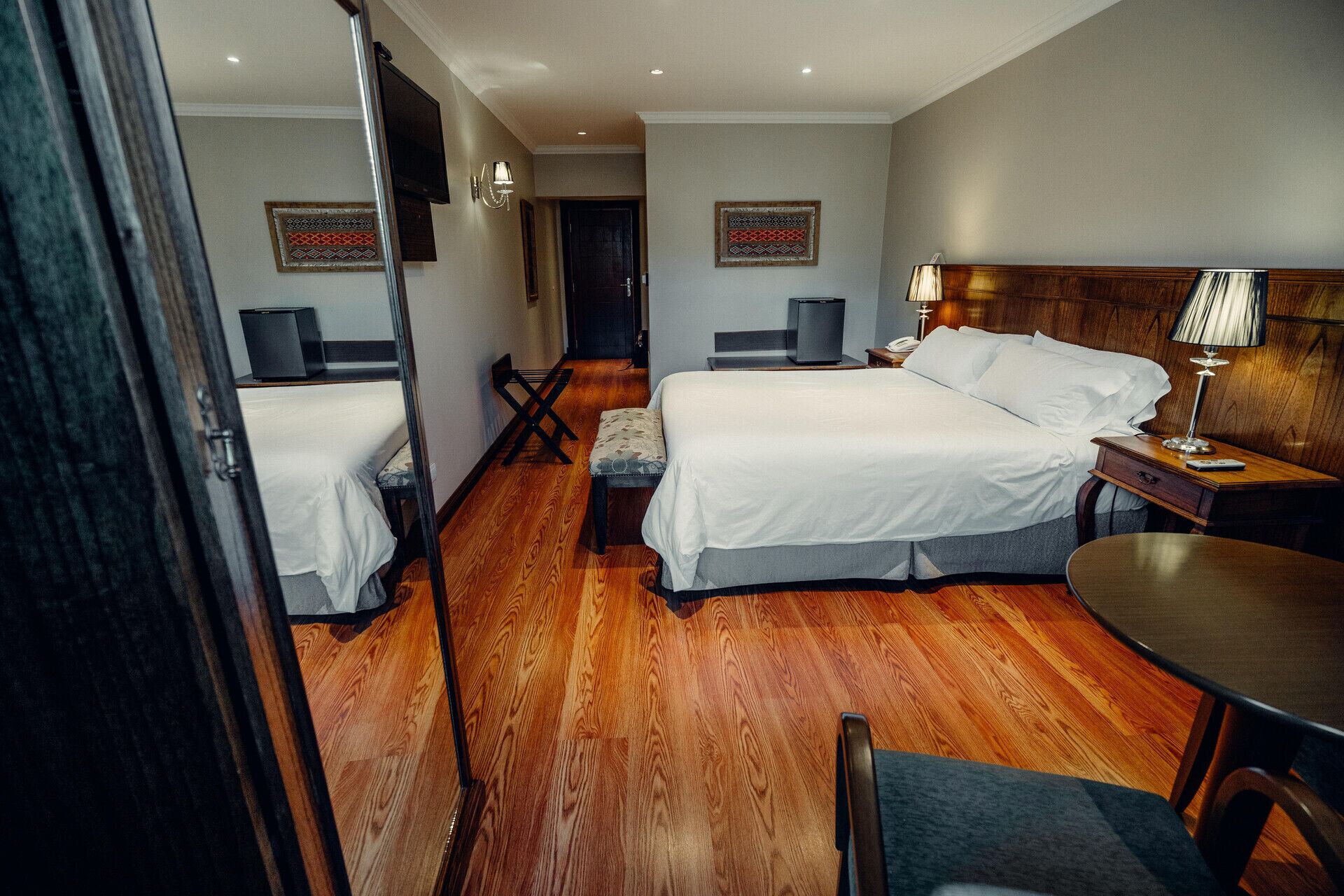 Premium bedding, down duvets, minibar, in-room safe