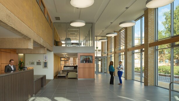 Bar-salon dans le hall