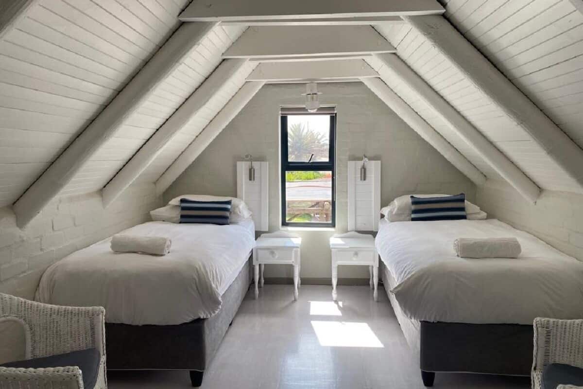 1 bedroom, in-room safe, individually decorated, individually furnished