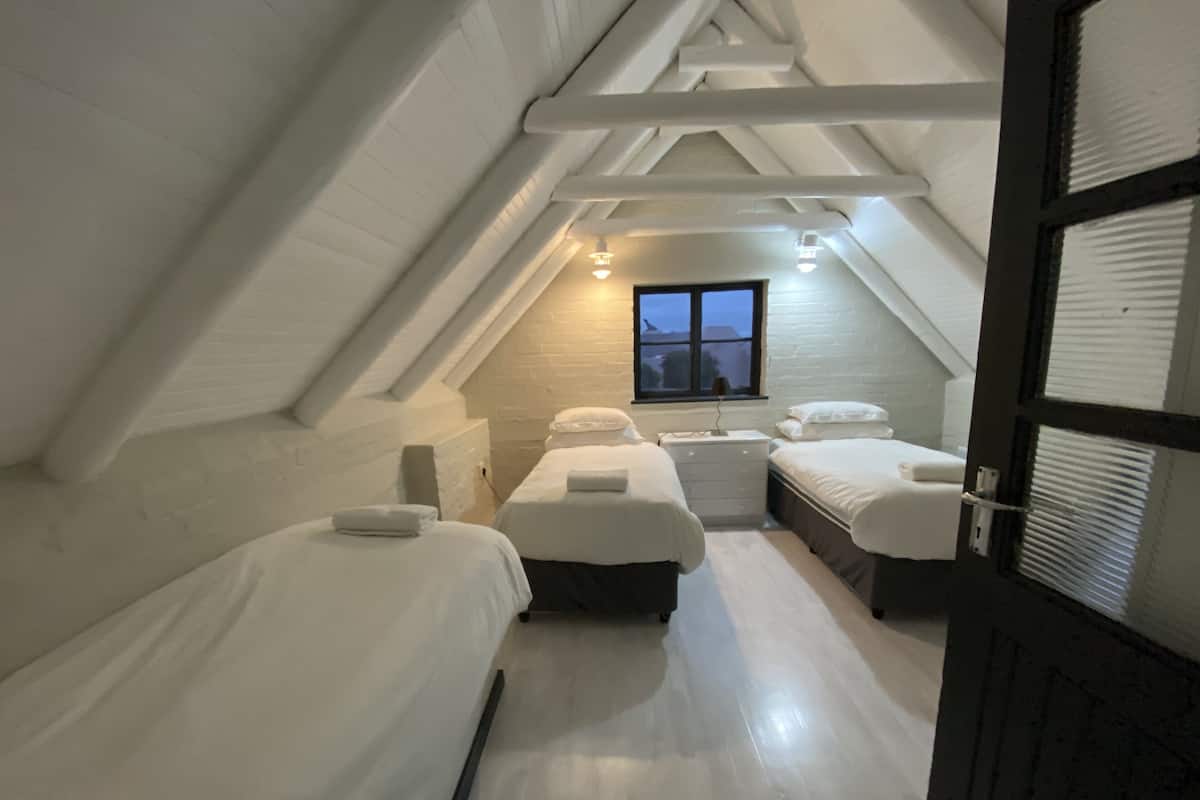 1 habitación y caja de seguridad en la habitación