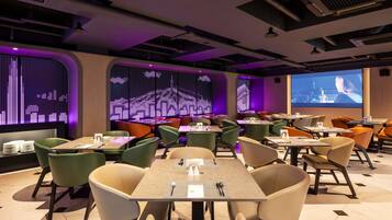 Breakfast, lunch and dinner served