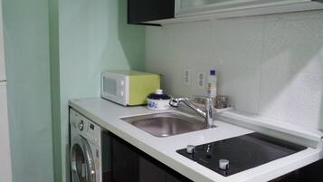 ์ค๋ด ๊ฒฐํผ