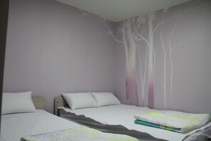 Deluxe Twin Room | Desk, free WiFi - Mk Liberty House (Seoul)