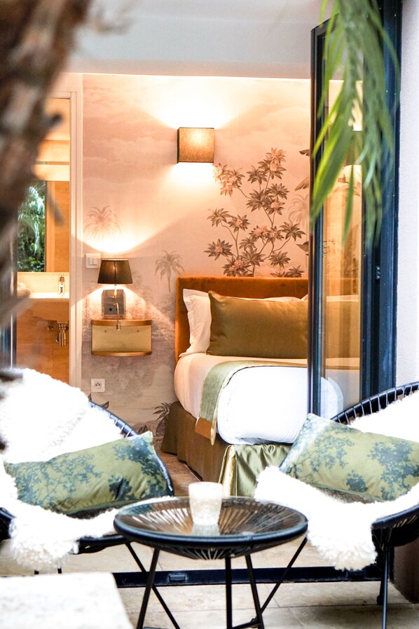 Deluxe Double Room, Ensuite | Terrace/patio - Hôtel Pruly (Cannes)