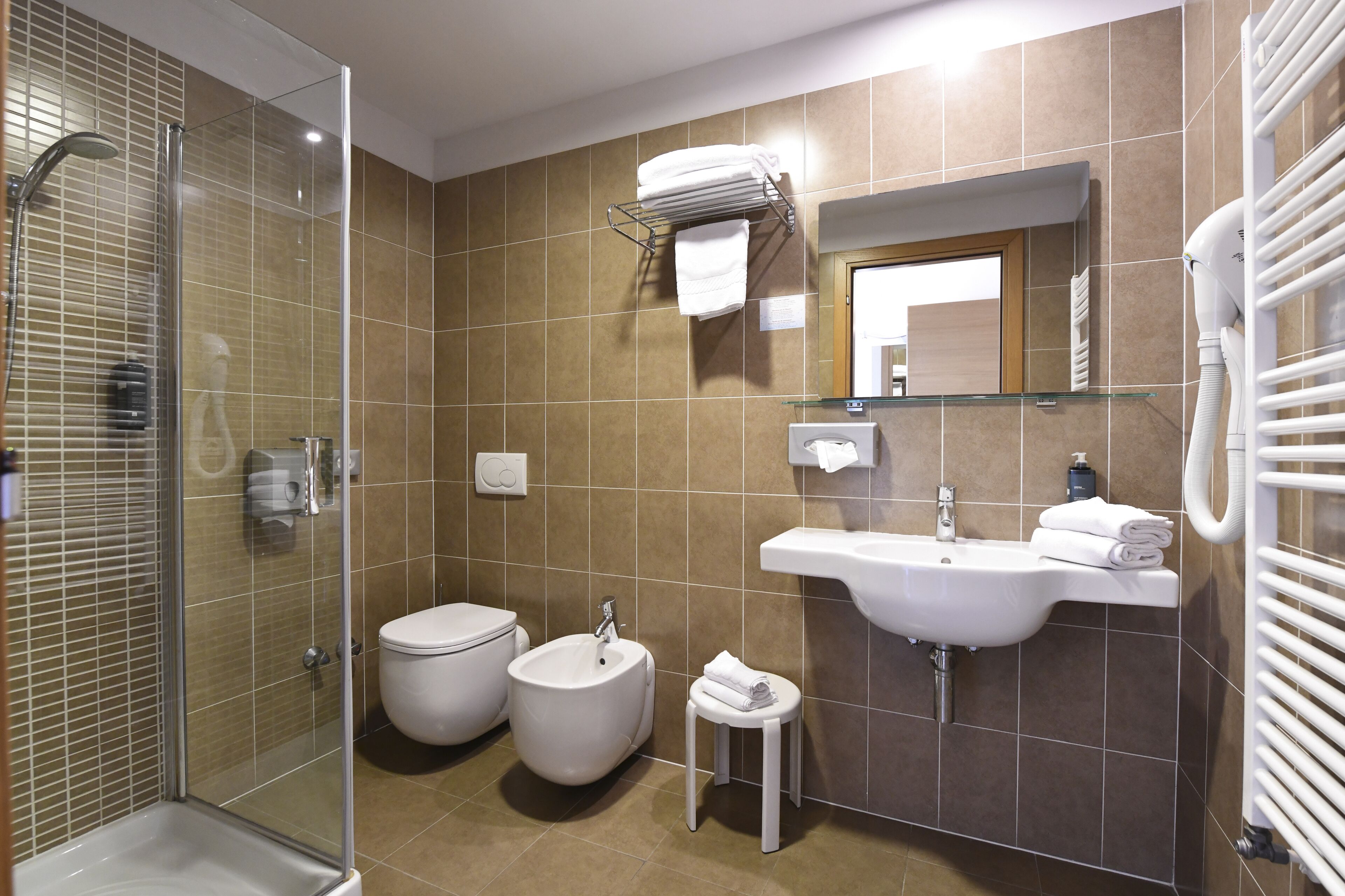 apartment, terrace | bathroom | shower, free toiletries, hair dryer, bathrobes