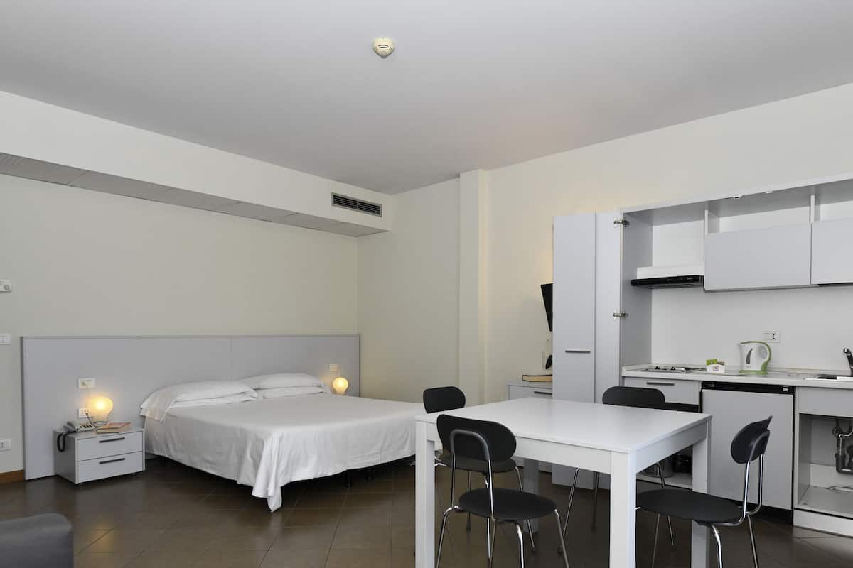 Superior Studio, Balcony | In-room safe, desk, blackout curtains, iron/ironing board