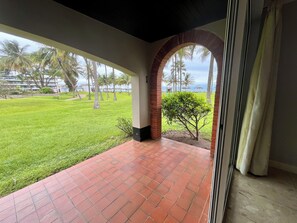 Appartement Deluxe, 1 chambre, vue océan, côté jardin | Terrasse/Patio