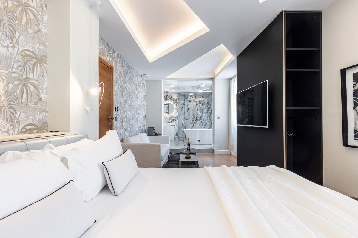 Suite Hammam | 高級寢具、Select Comfort 床墊、迷你吧贈品、房內夾萬