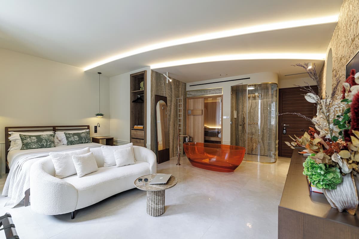 Suite Sauna Hammam | 高級寢具、Select Comfort 床墊、迷你吧贈品、房內夾萬