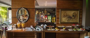 Gratis morgenmadsbuffet hver dag