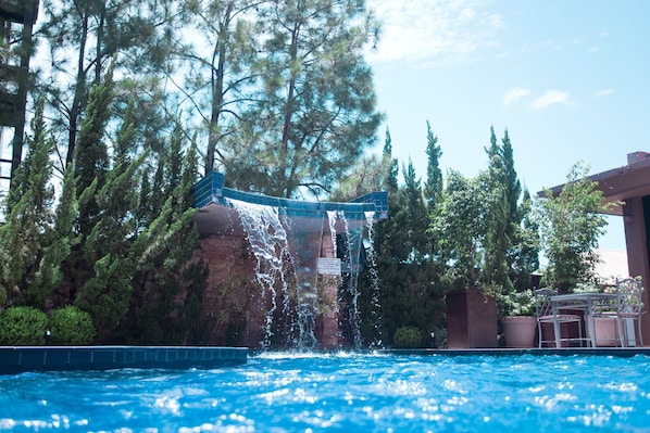 Piscina a l'aire lliure