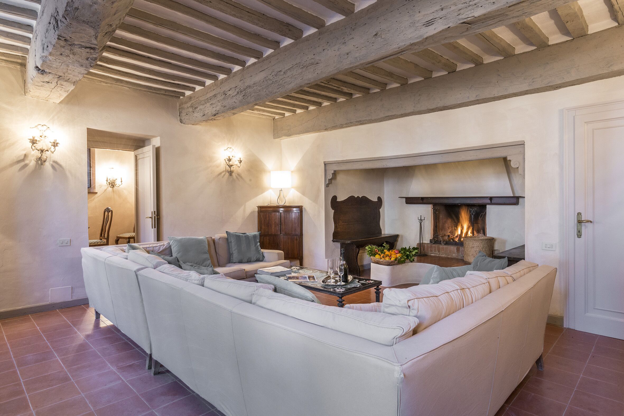 Deluxe Villa (Villa Padronale) | Living area | Flat-screen TV