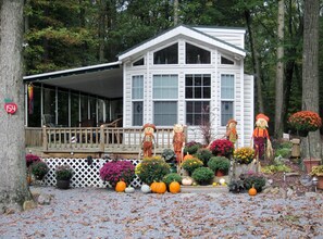 Park Model  Sleeps 6 No Pets Permitted | Área da propriedade