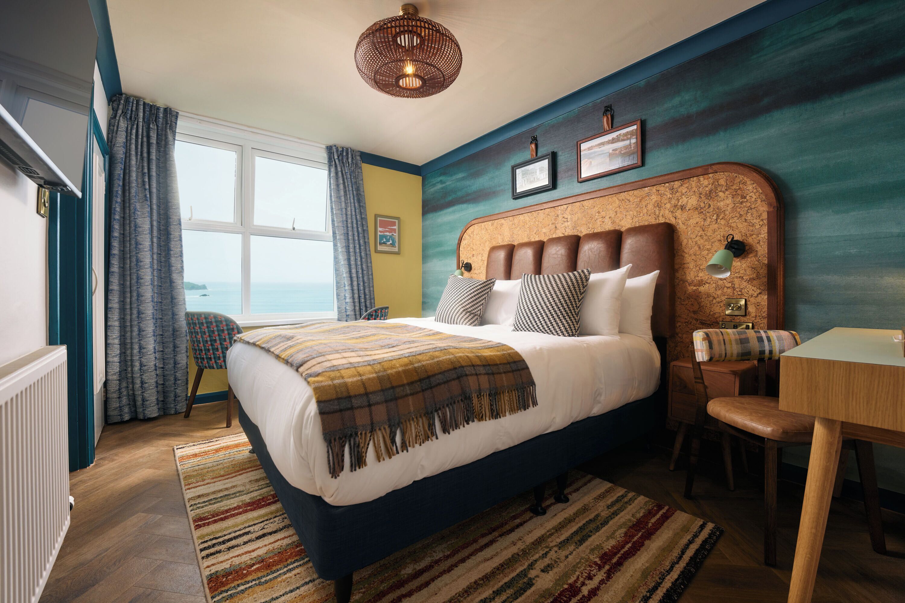 Premium Double Room, Sea View | Desk, iron/ironing board, bed sheets, wheelchair access