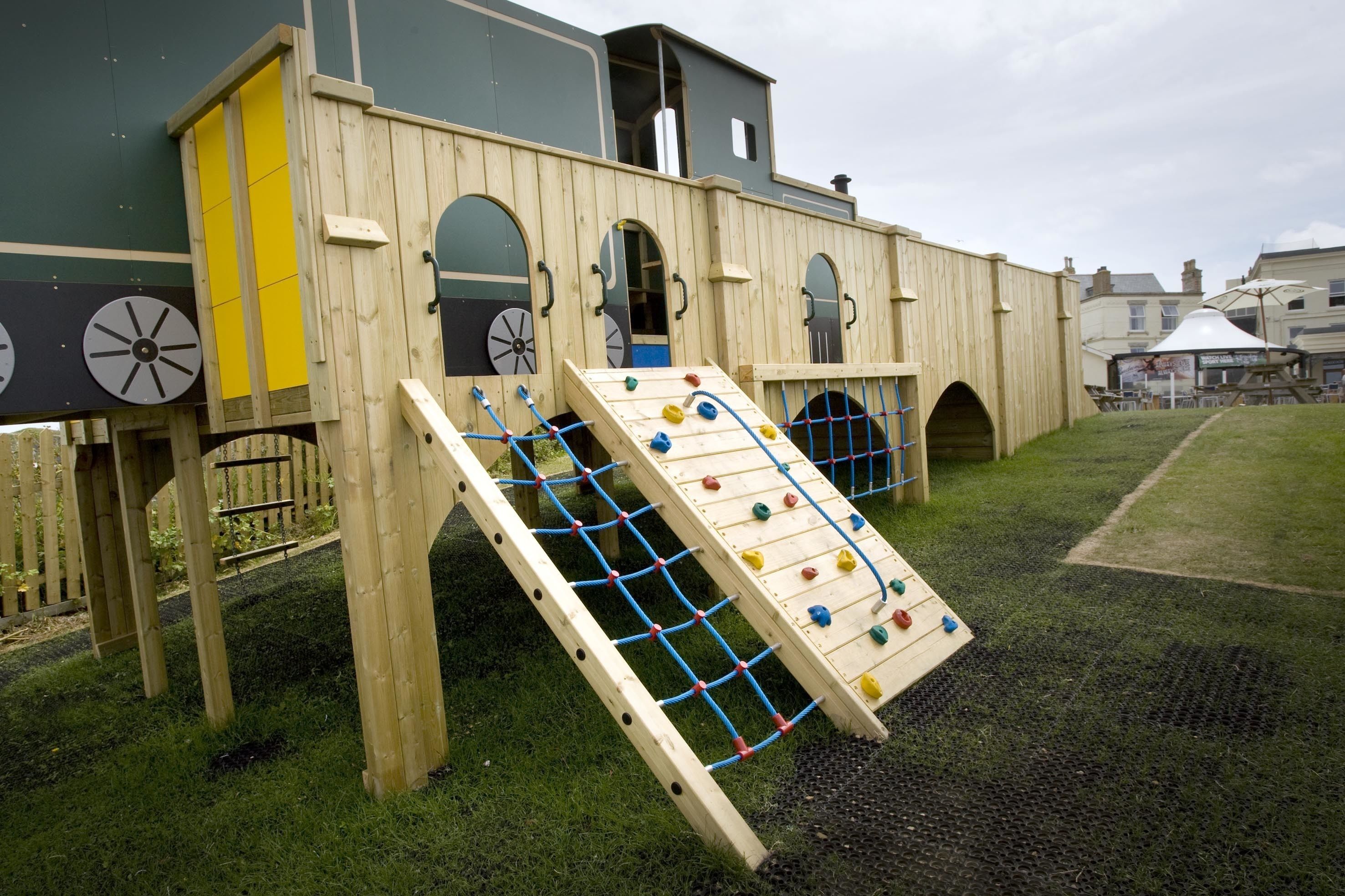 Área de juegos infantiles al aire libre