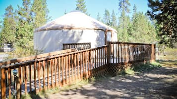 Room (Yurt, No Pets, Linens Available) | Bed sheets