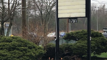 Schild für das Stardust Motel mit der Nummer 1791.