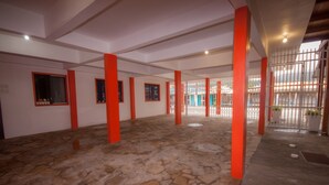 Pintu masuk interior
