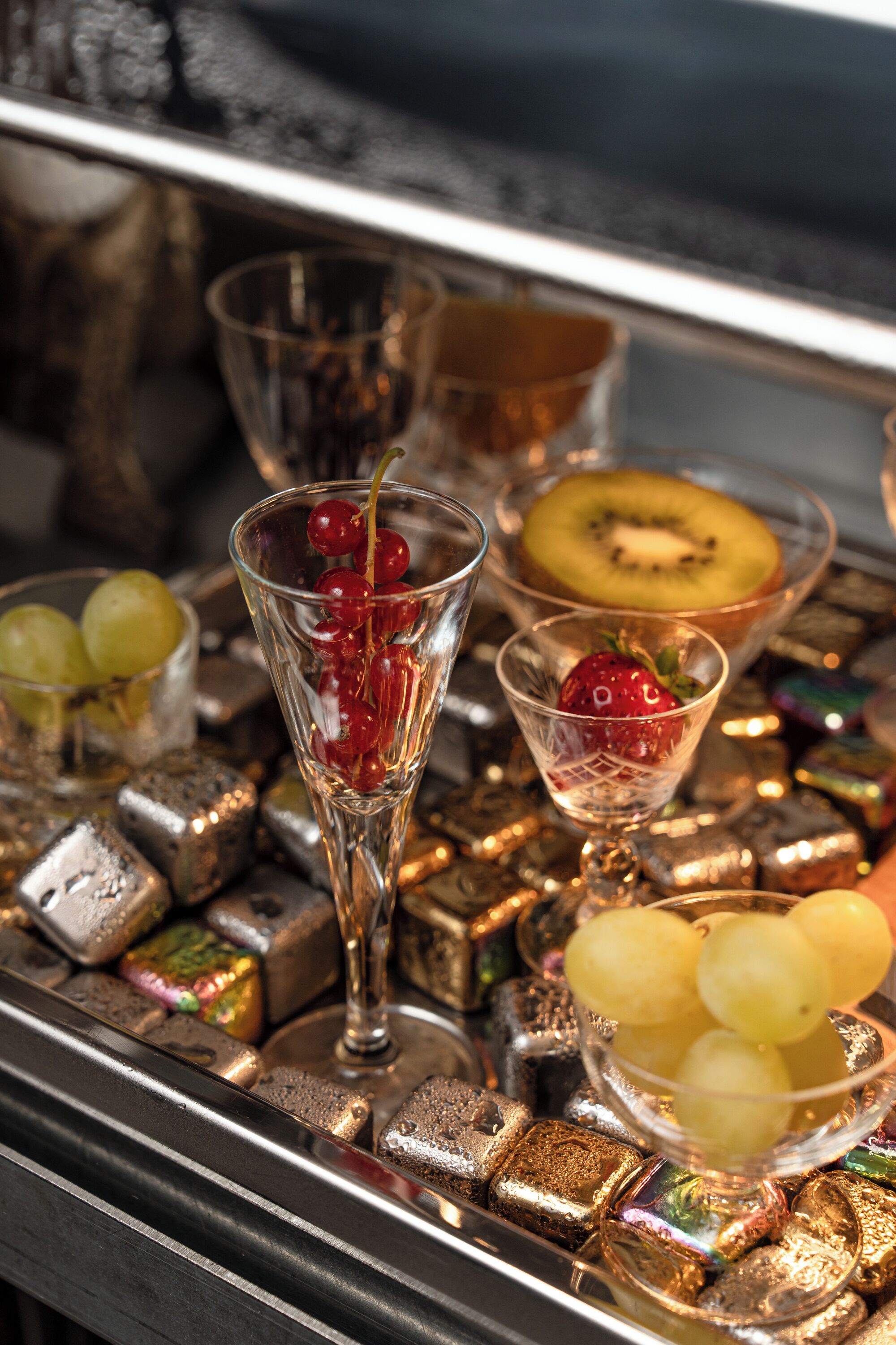 daily buffet breakfast (chf 25 per person)