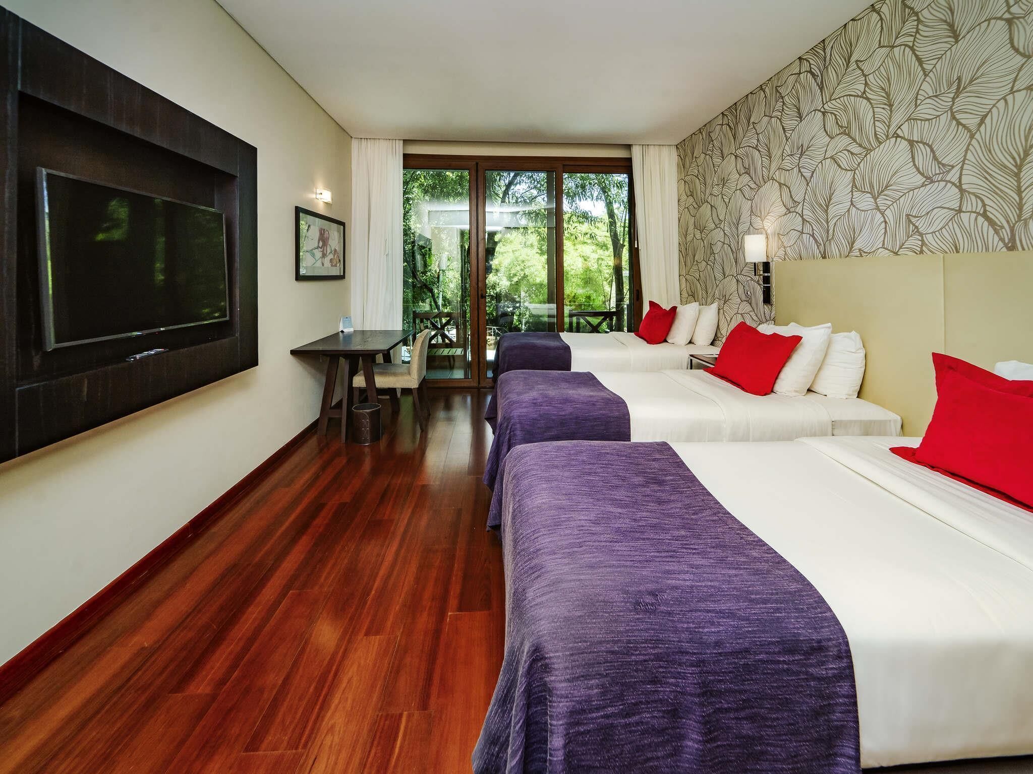 Standard Room, 3 Single Beds | Minibar, in-room safe, desk, soundproofing