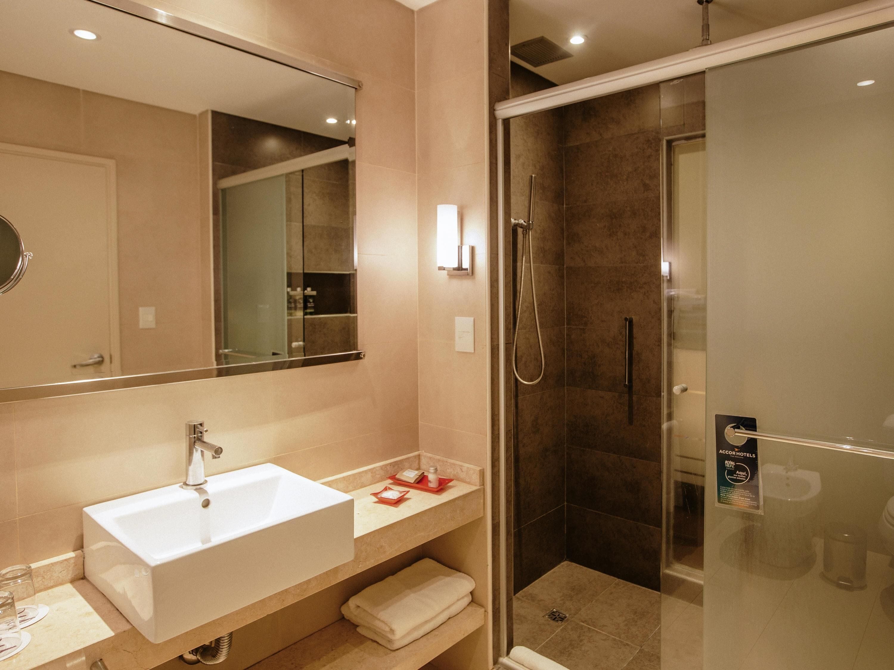 Minibar, in-room safe, desk, soundproofing